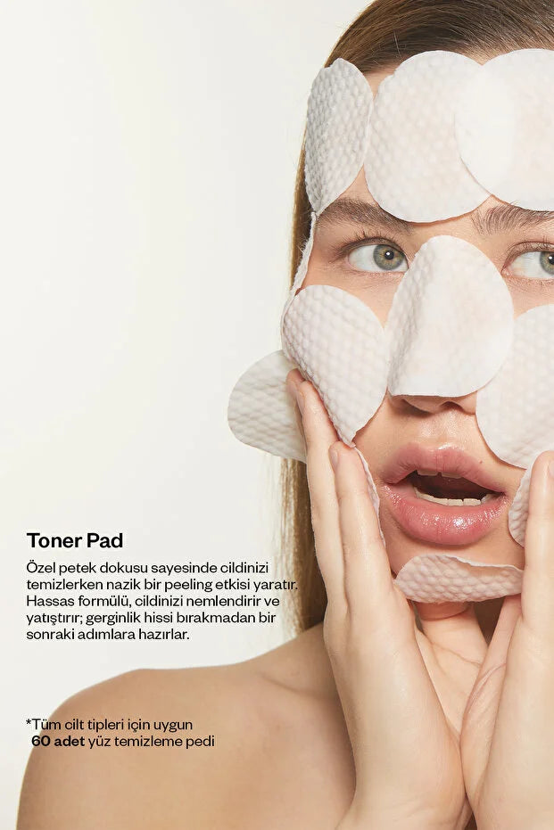 Kremi Toner Pads - Gezichtstoner Pads - Hydraterend &amp; Verfrissend - Met Vitamine C &amp; Hyaluronzuur - 60 Pads