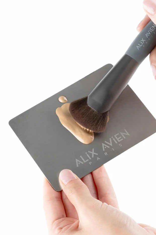 Alix Avien Professionele Foundationkwast